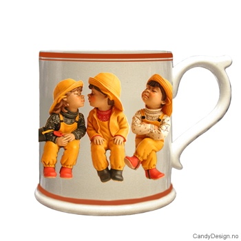 Mug with children in the rain