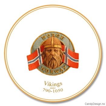 Woodstyle souvenir plate with Norwegian flag and viking head