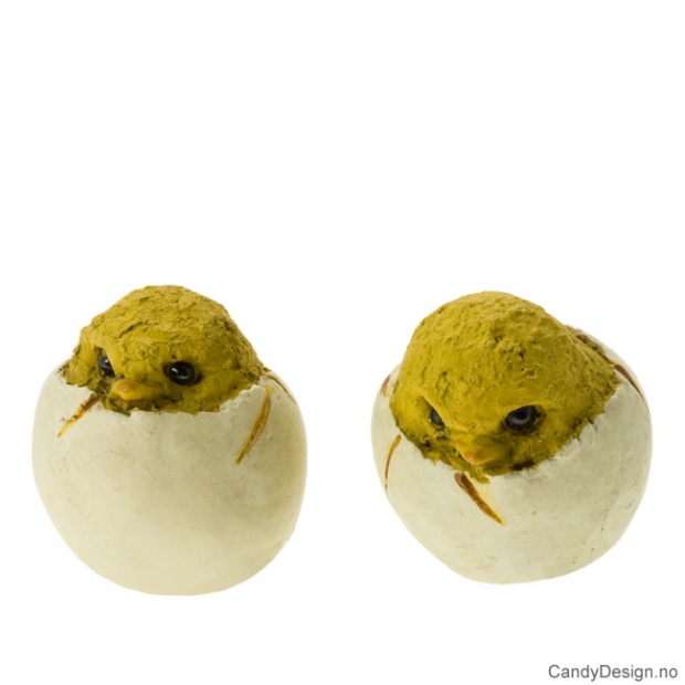 Easter chickens in eggs assorted