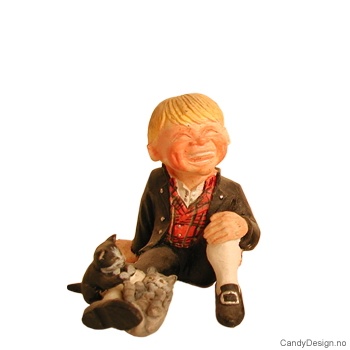Bunadsgutt med katter