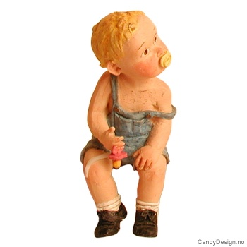 Sitting summerchildren  Small boy