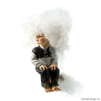 Kantsittende troll med genser - Kyssende gutt