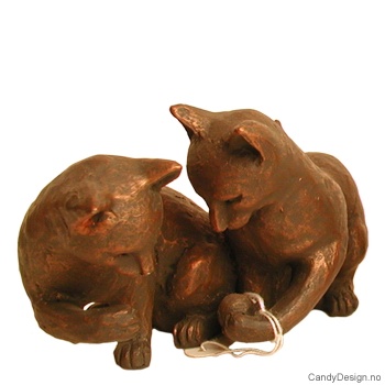 Cat sculpture with bronze finish