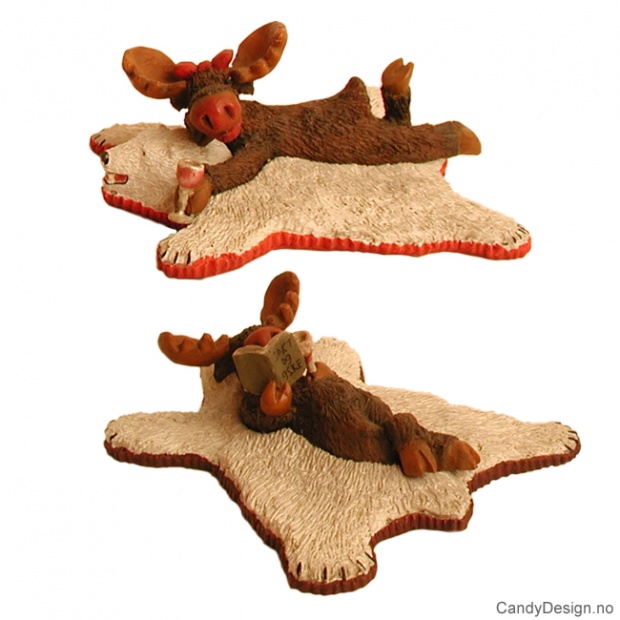 Moose figurine on polarbear skin assorted