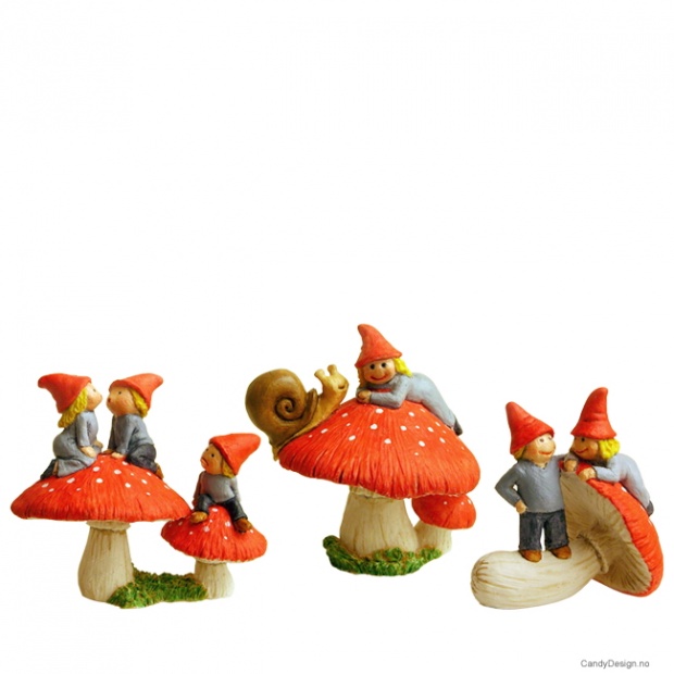 Sett med 3 fluesopper med små nisser assortert