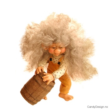 Medium fiskertroll med tønne