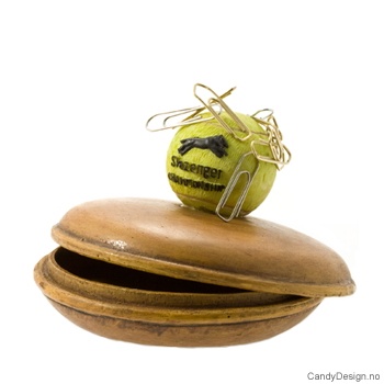 Boks med magnet og ball - Tennisball