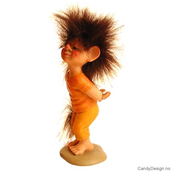 Stående medium troll uten genser - Kyssende trollgutt