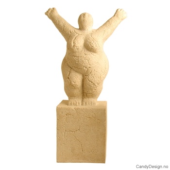 Sandsten frihetskvinne skulptur