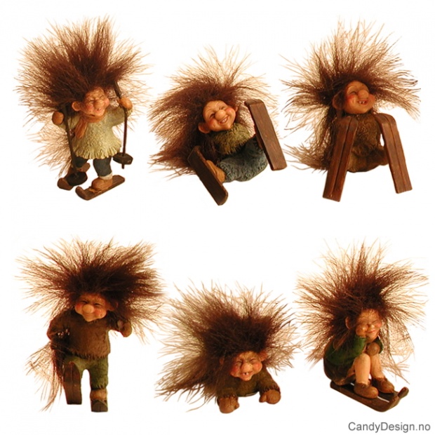 Wintertrolls on skis assorted