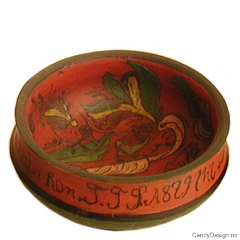 Antikk rosemalt skål