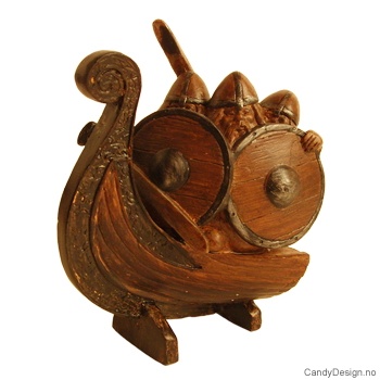 3 Vikings without horns and part of ship