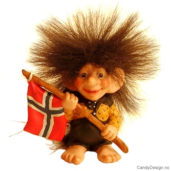 Troll med Norsk flagg - gul genser