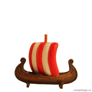 Mini vikingship with sail