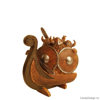 3 Vikings with part of vikingship - mini