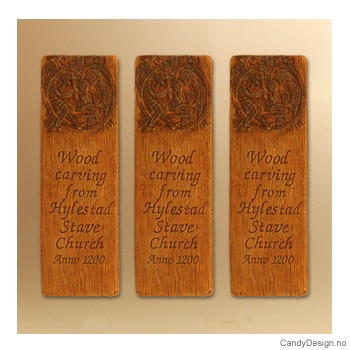 Woodstyle magnet plater med tekst  Hylestad utskjæring magnet Wood carving from Hylestad stave church anno 1200
