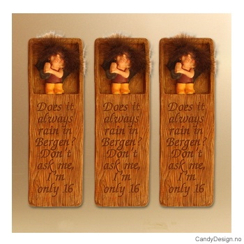 Woodstyle magnet plater med tekst  Troll med paraply magnet Does it always rain in Bergen Don't ask me, I'm only 16